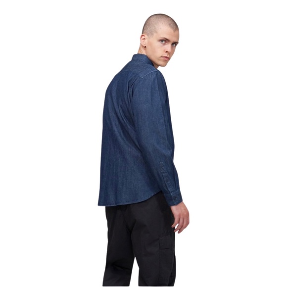 LEVI'S® MADE & CRAFTED® STANDARD SHIRT IN RANIER WASH - Picture 14 of 15
